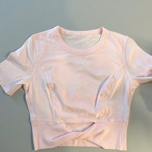 Lululemon cropped light pink ribbed-banded twist-front detailed tee size 4